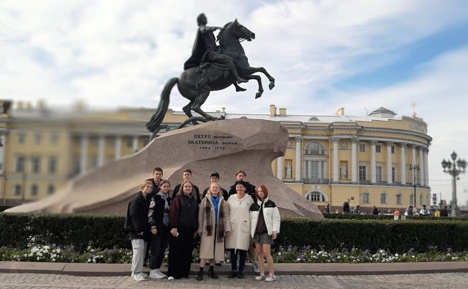Поездка в Санкт-Петербург учащихся Таловской ДШИ.